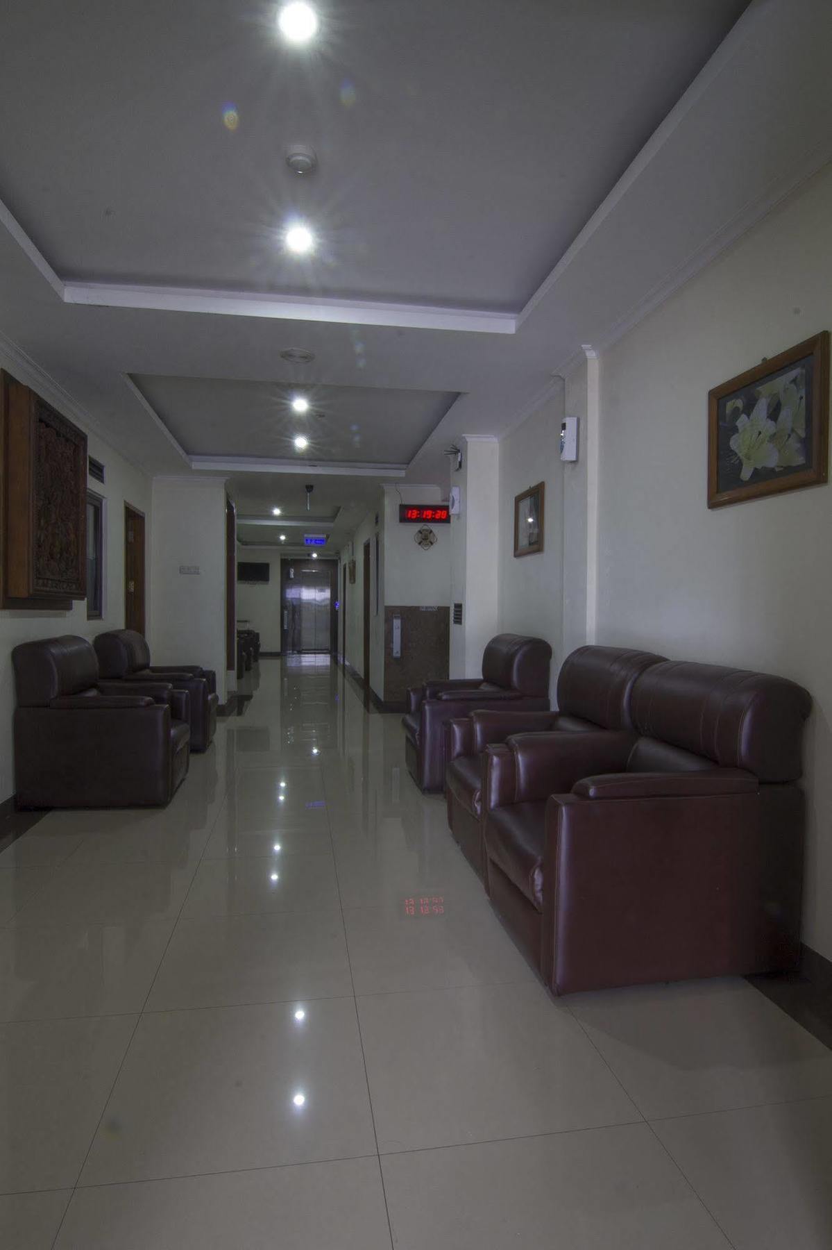 Hotel House Of Arsonia Tulip Giacarta Esterno foto